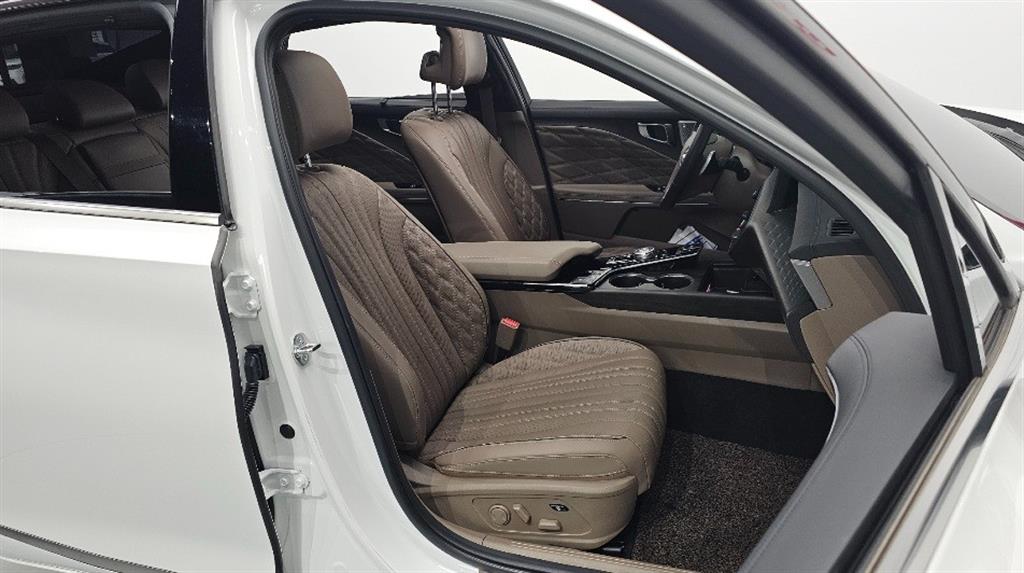 KIA K8 2023 the color of pearl - Importación desde Corea - HF Imports Iquique - Foto 15