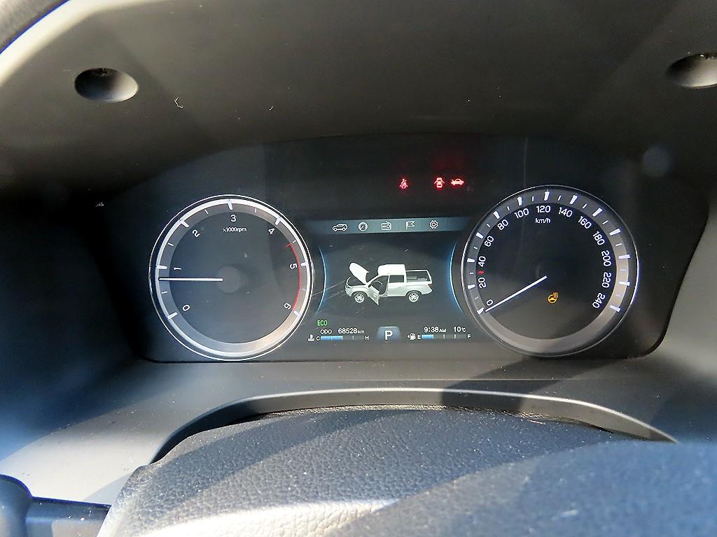 Ssangyong Rexton - Vista 9