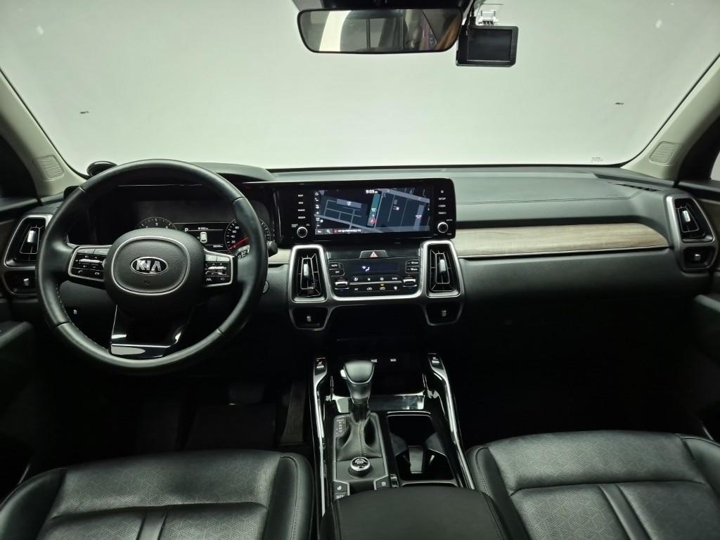 KIA Sorento - Vista 8