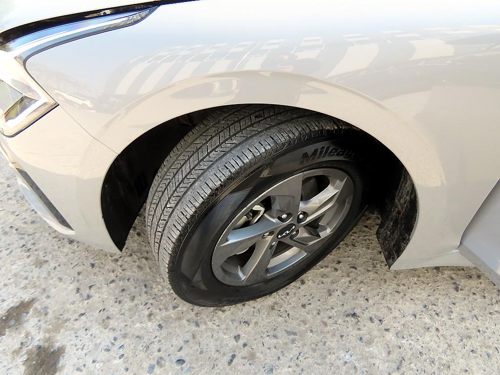 KIA K5 2024 Gris - Importación desde Corea - HF Imports Iquique - Foto 19