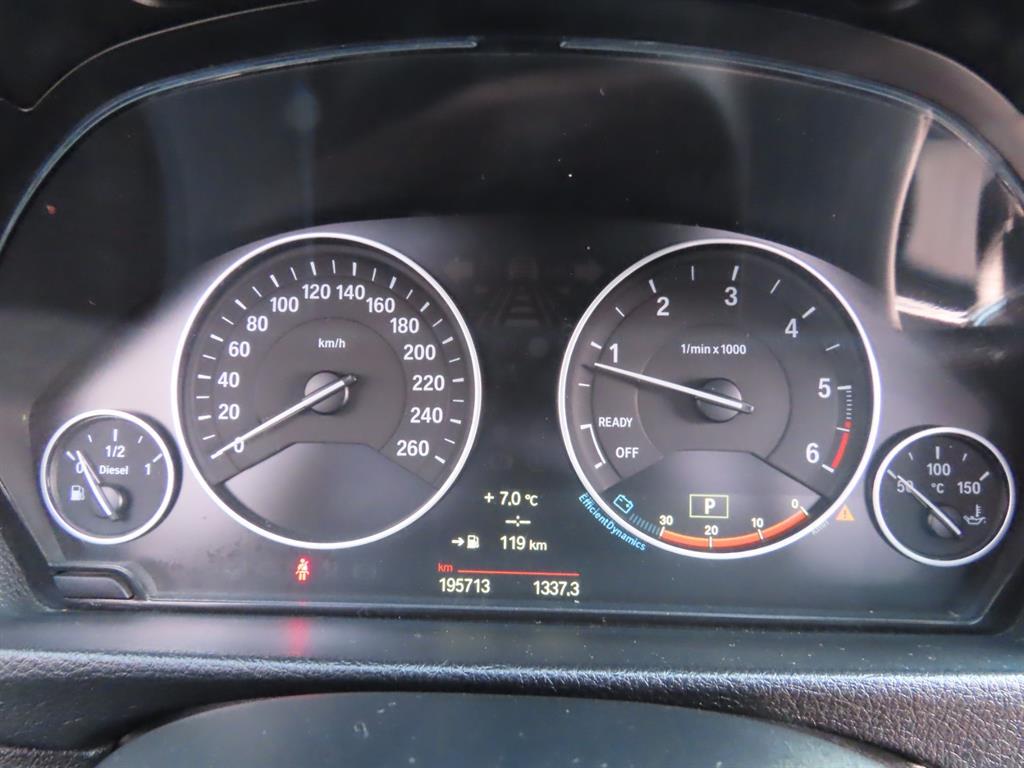 BMW 3 series 2013 Blanco - Importación desde Corea - HF Imports Iquique - Foto 8