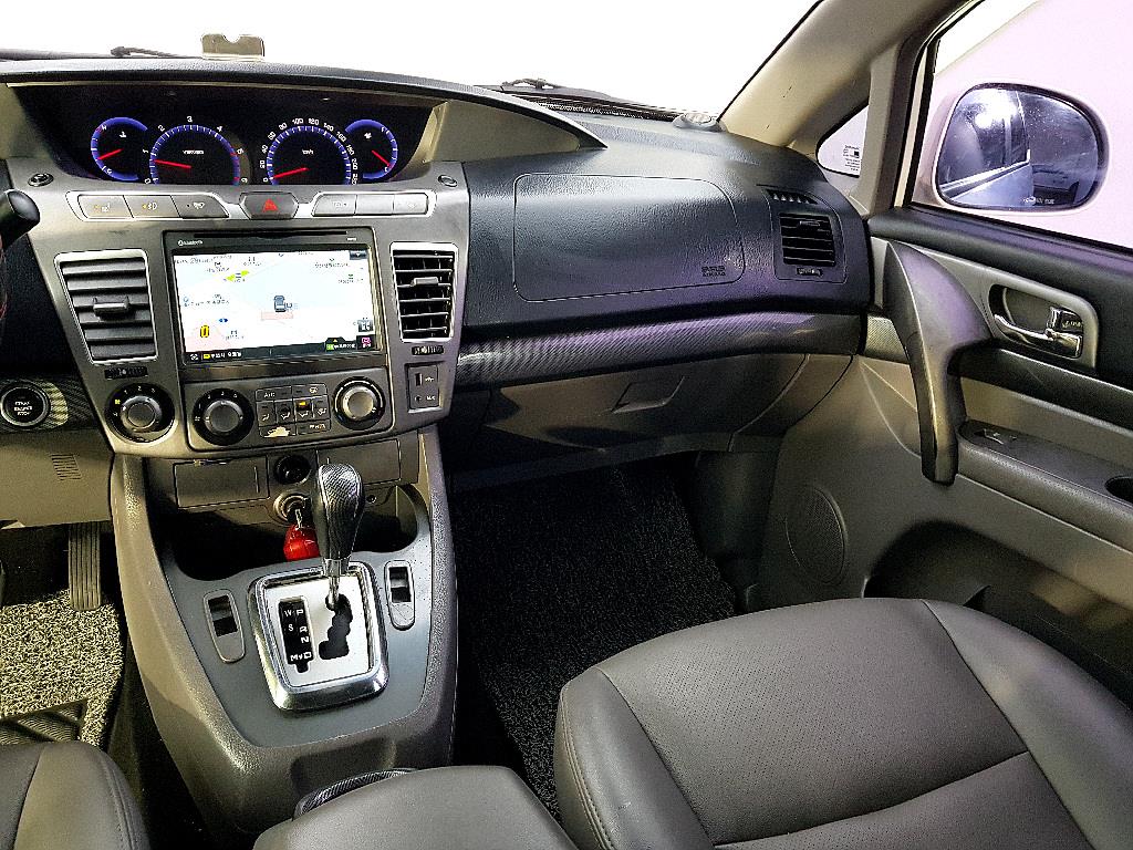 Ssangyong Korando - Vista 10