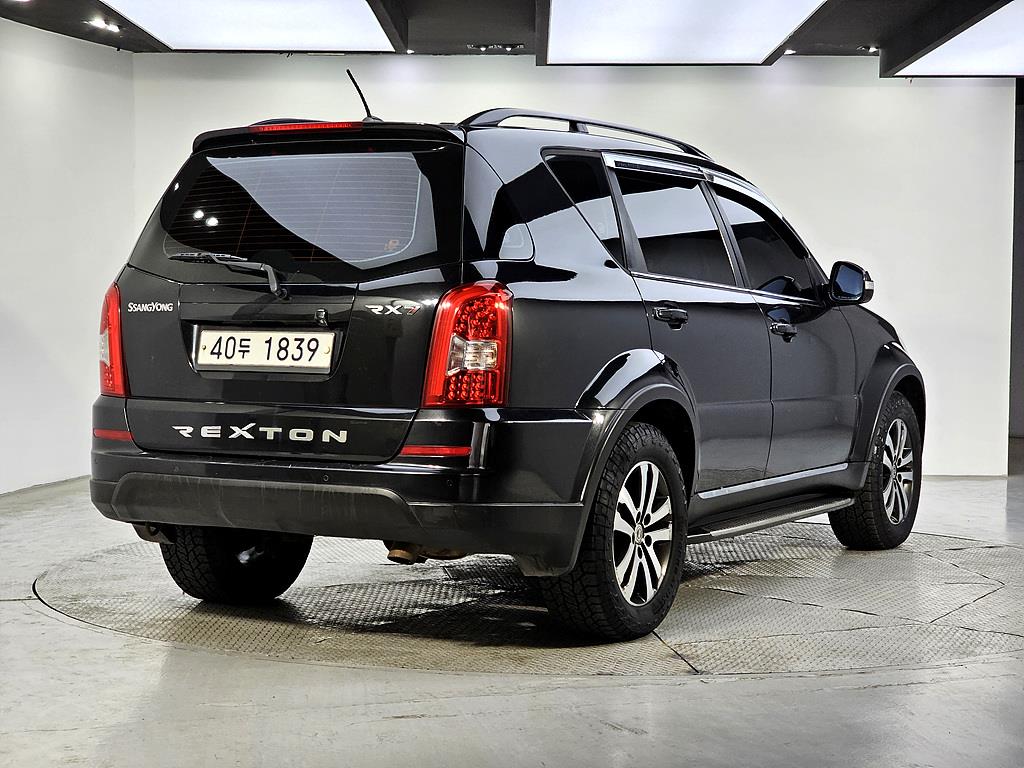 Ssangyong Rexton - Vista 4