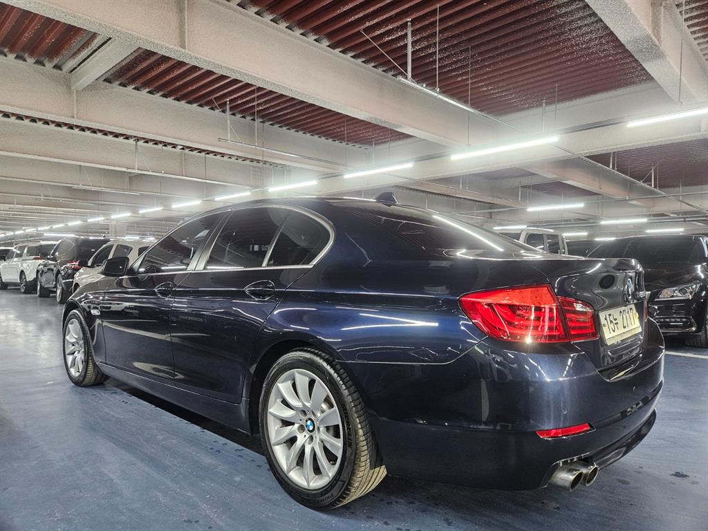 BMW 5 Series - Vista 6