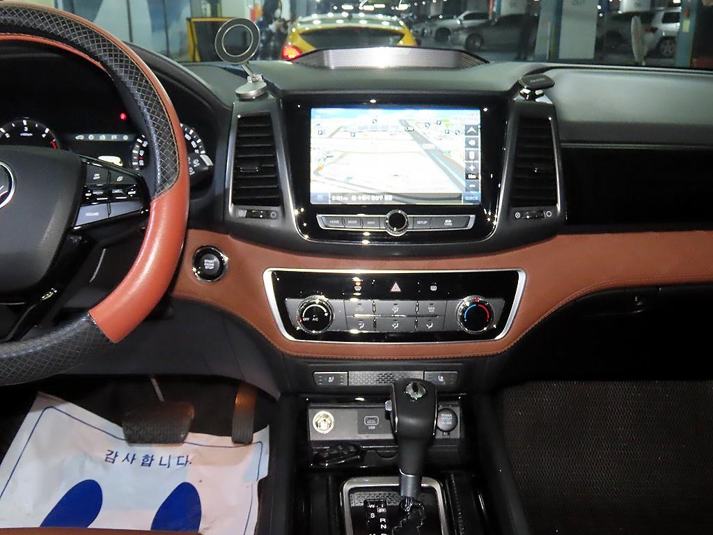 Ssangyong Rexton - Vista 11