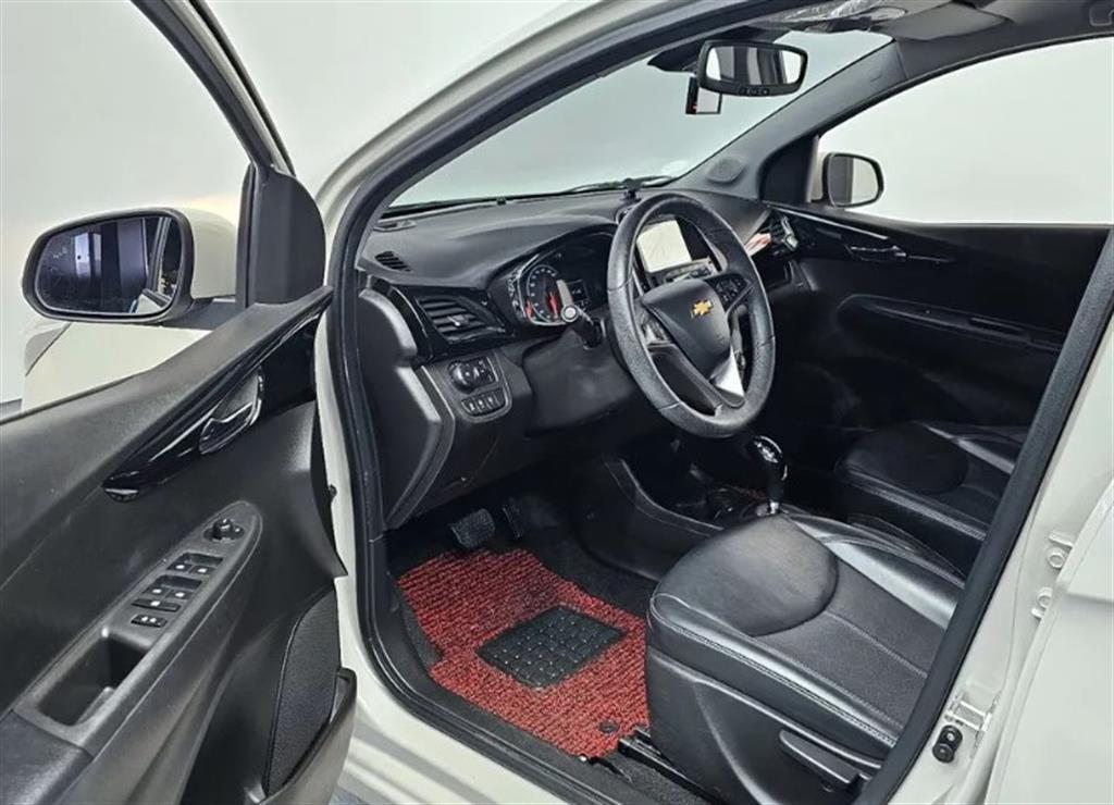 Chevrolet Spark - Vista 11