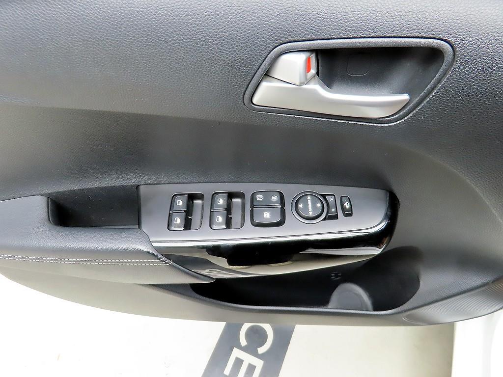 KIA Morning - Vista 11