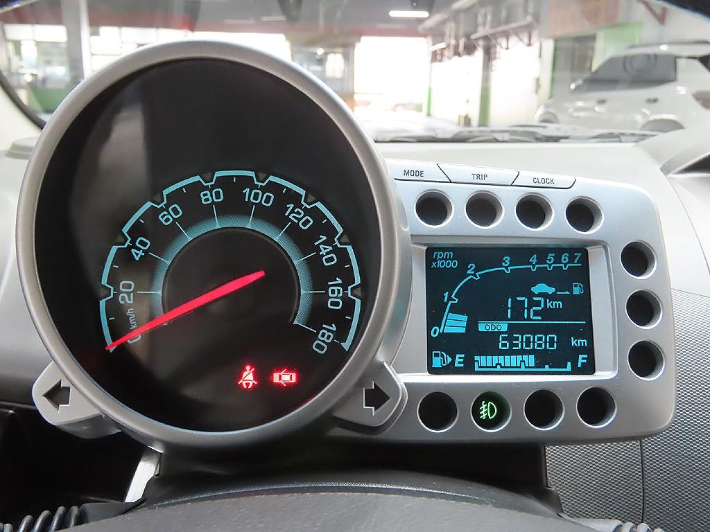 Chevrolet Spark - Vista 11