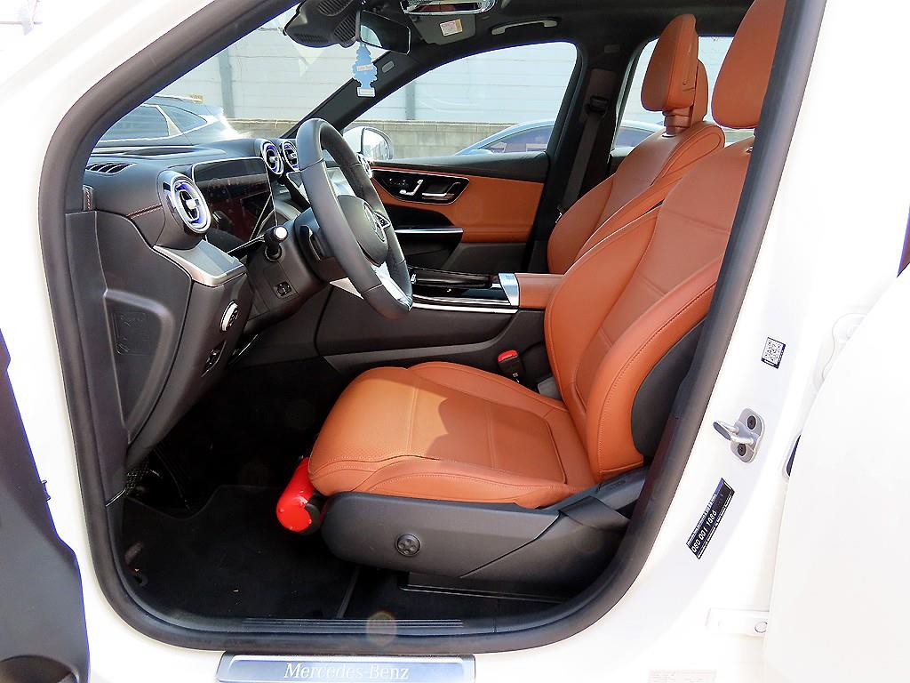 Mercedes Benz GLC Class - Vista 5