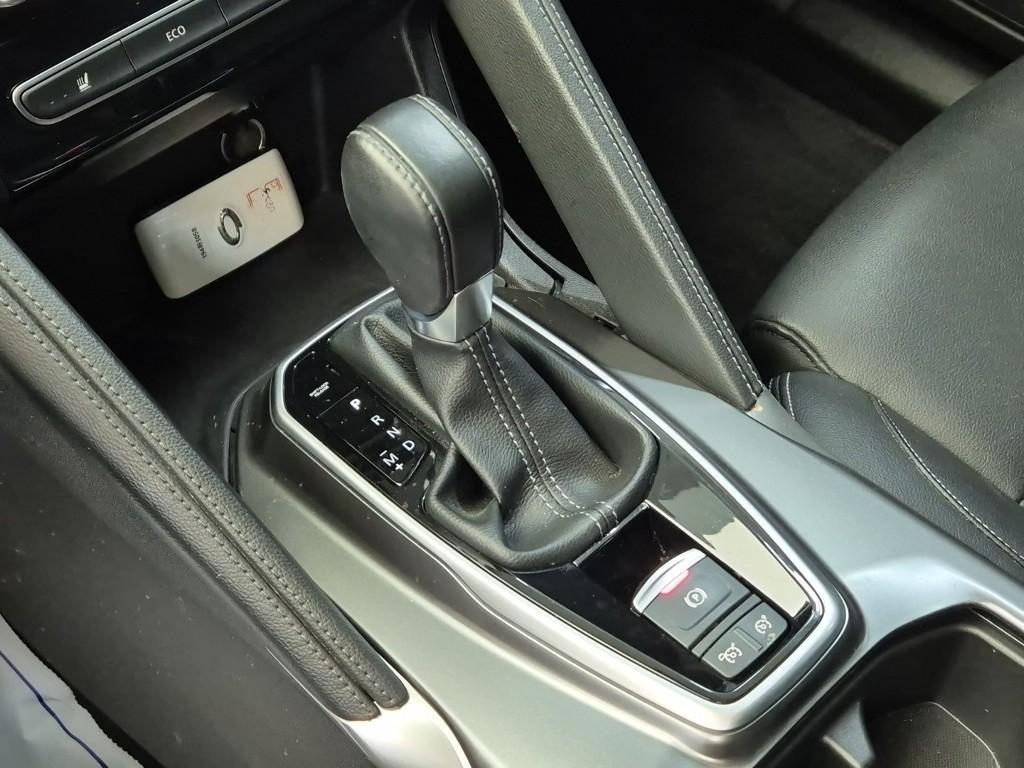 SAMSUNG QM6 - Vista 8