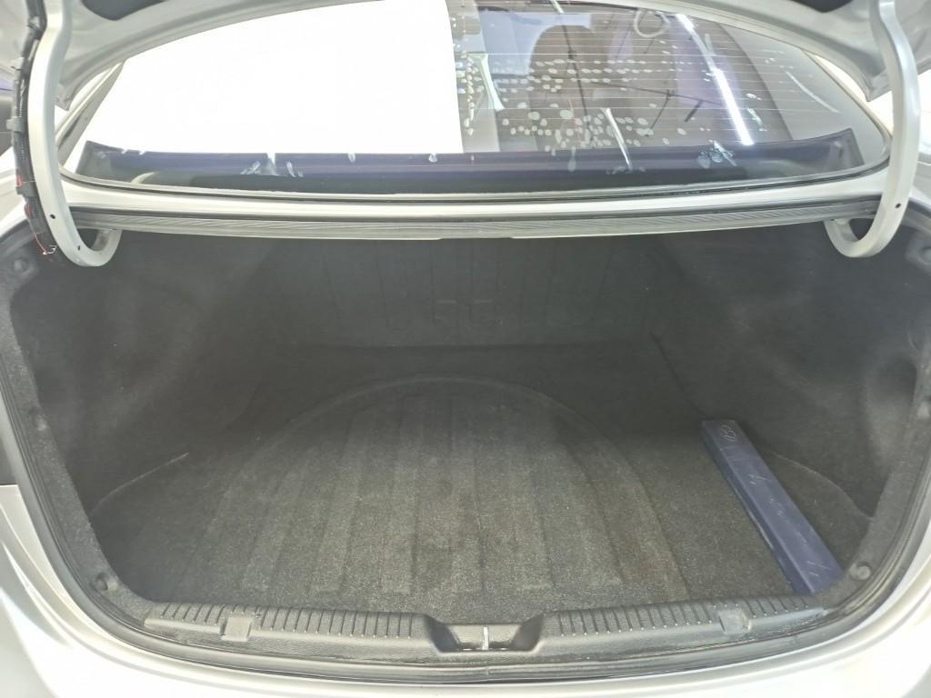 HYUNDAI Avante 2013 Plateado - Importación desde Corea - HF Imports Iquique - Foto 18