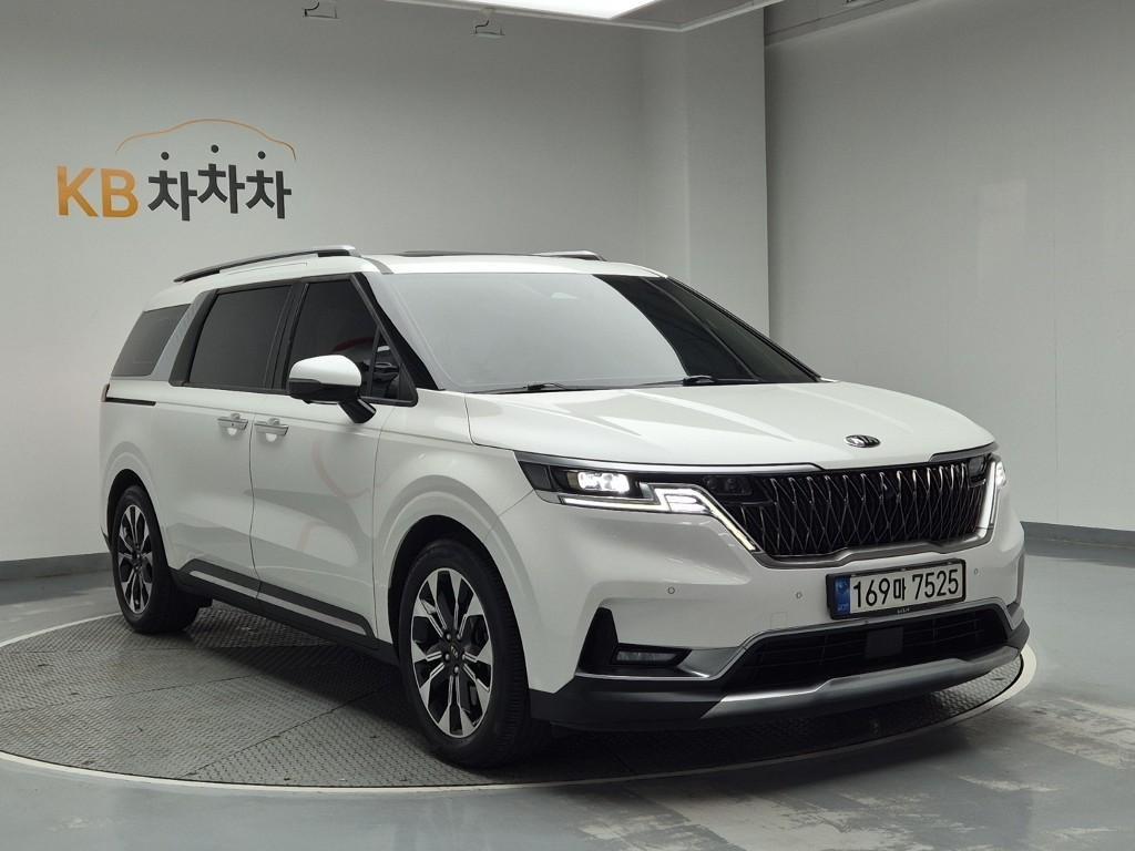 KIA Carnival - Vista 4