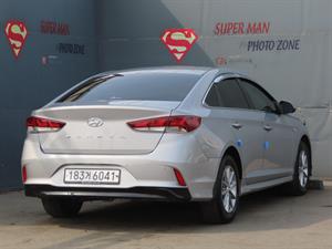 HYUNDAI Sonata - Vista 6