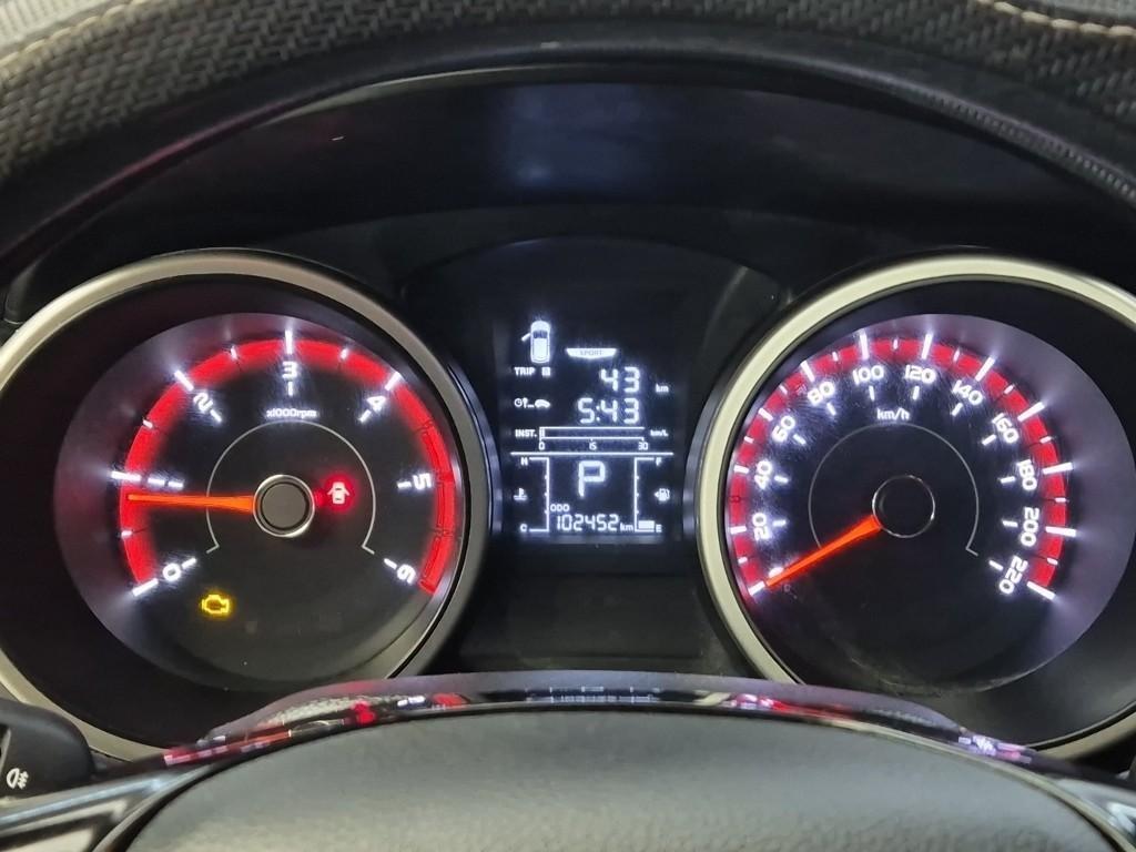 Ssangyong Tivoli - Vista 6