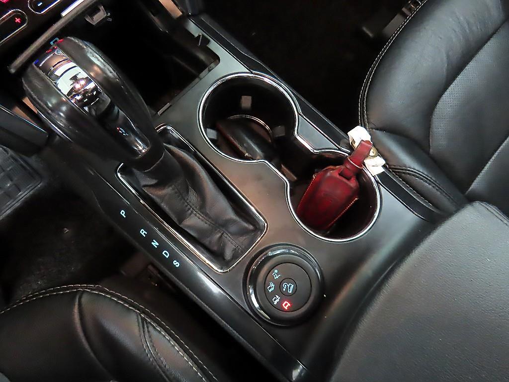 Ford Explorer - Vista 10