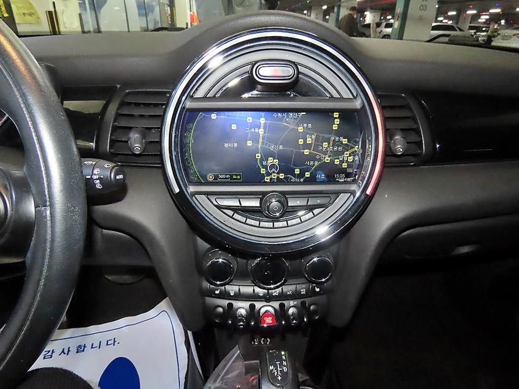 Mini Cooper - Vista 11