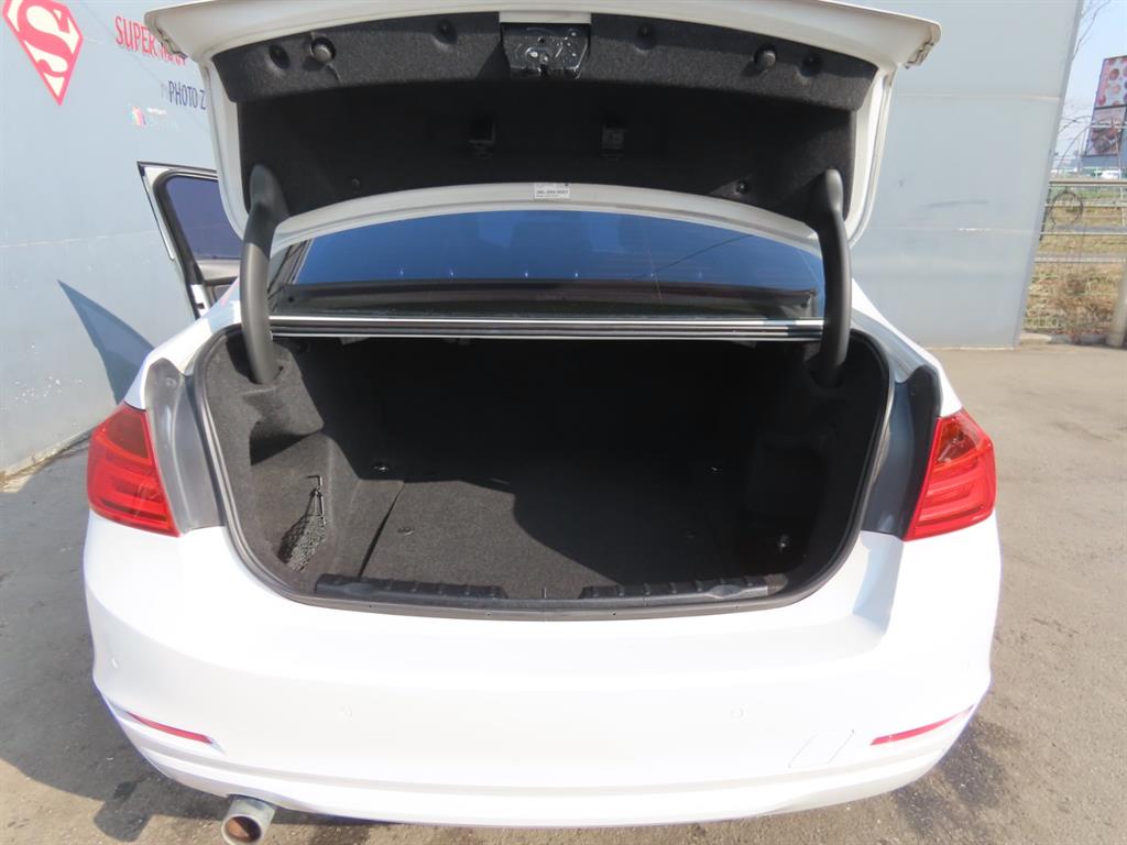 BMW 3 series - Vista 9