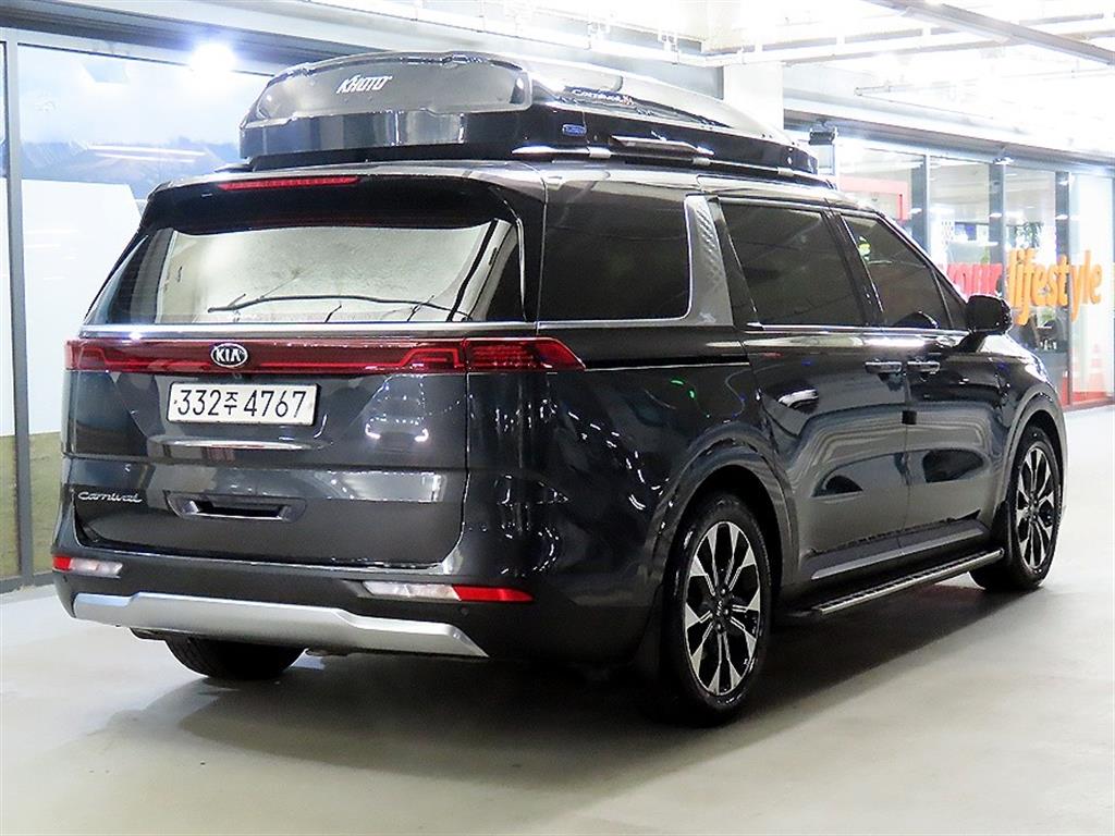 KIA Carnival - Vista 4
