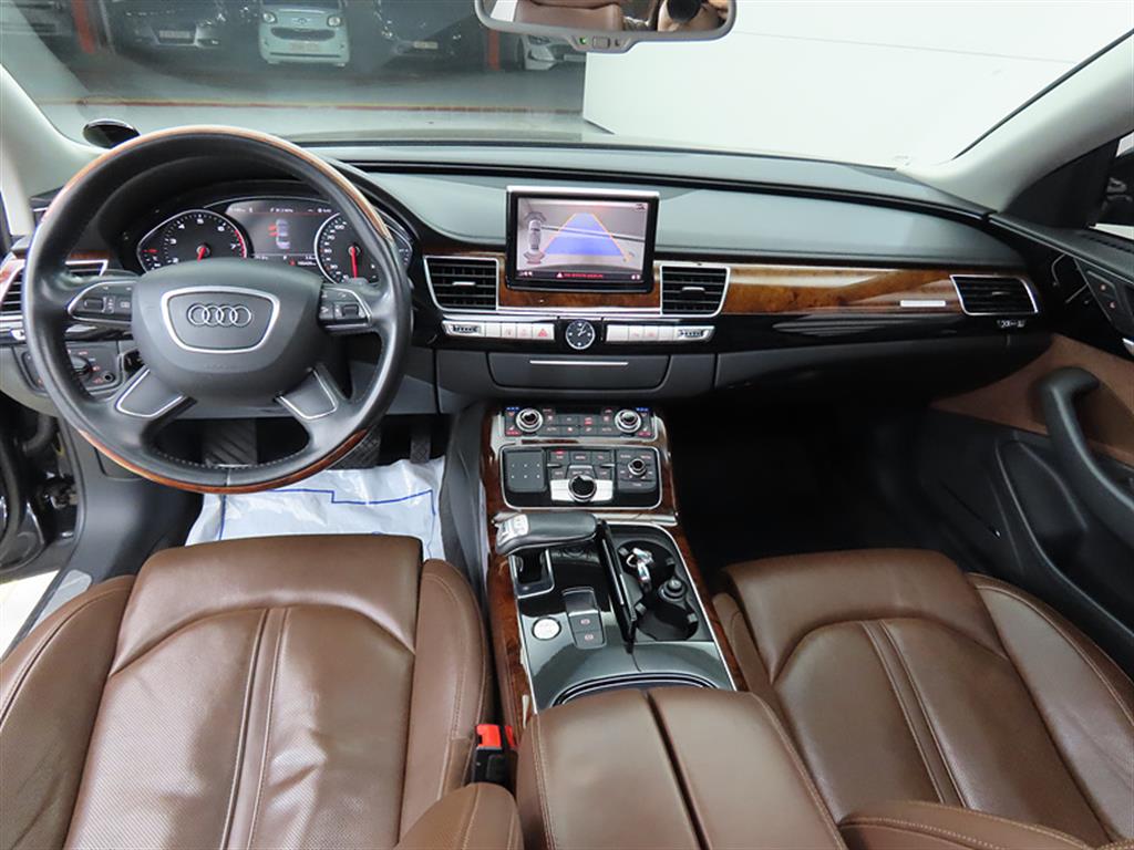 Audi A8 - Vista 7