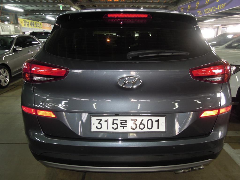 HYUNDAI Tucson - Vista 7