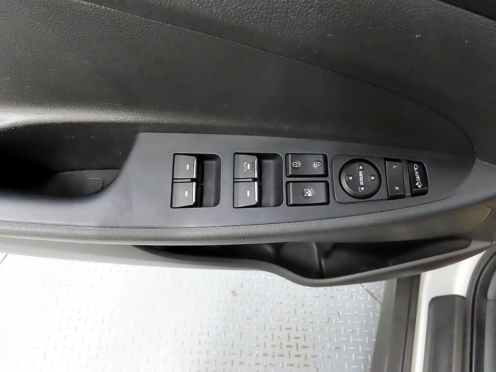 HYUNDAI Tucson - Vista 11