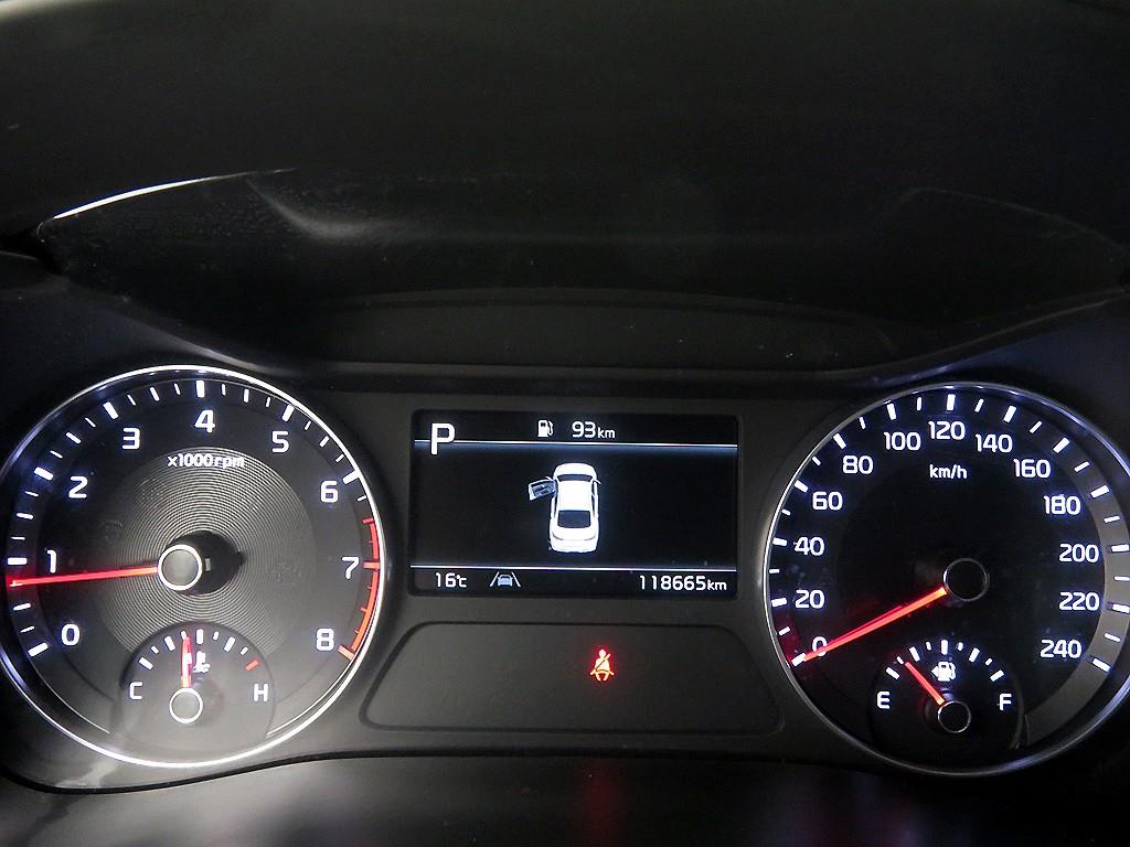 KIA K3 - Vista 12