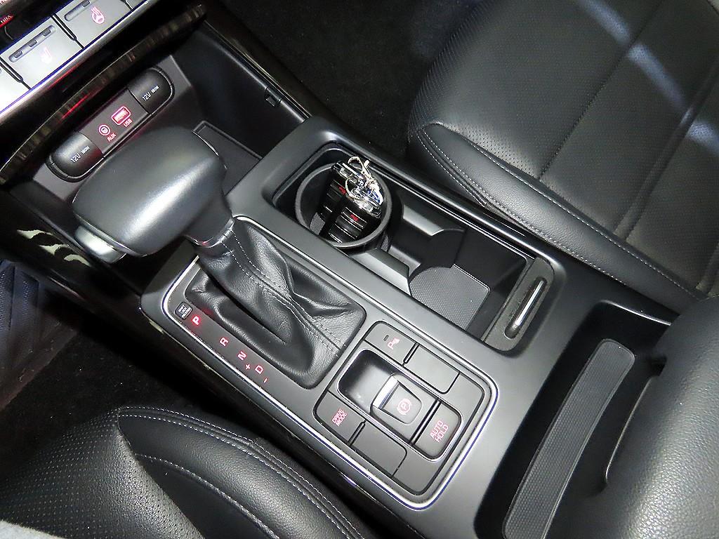 KIA Sorento - Vista 12