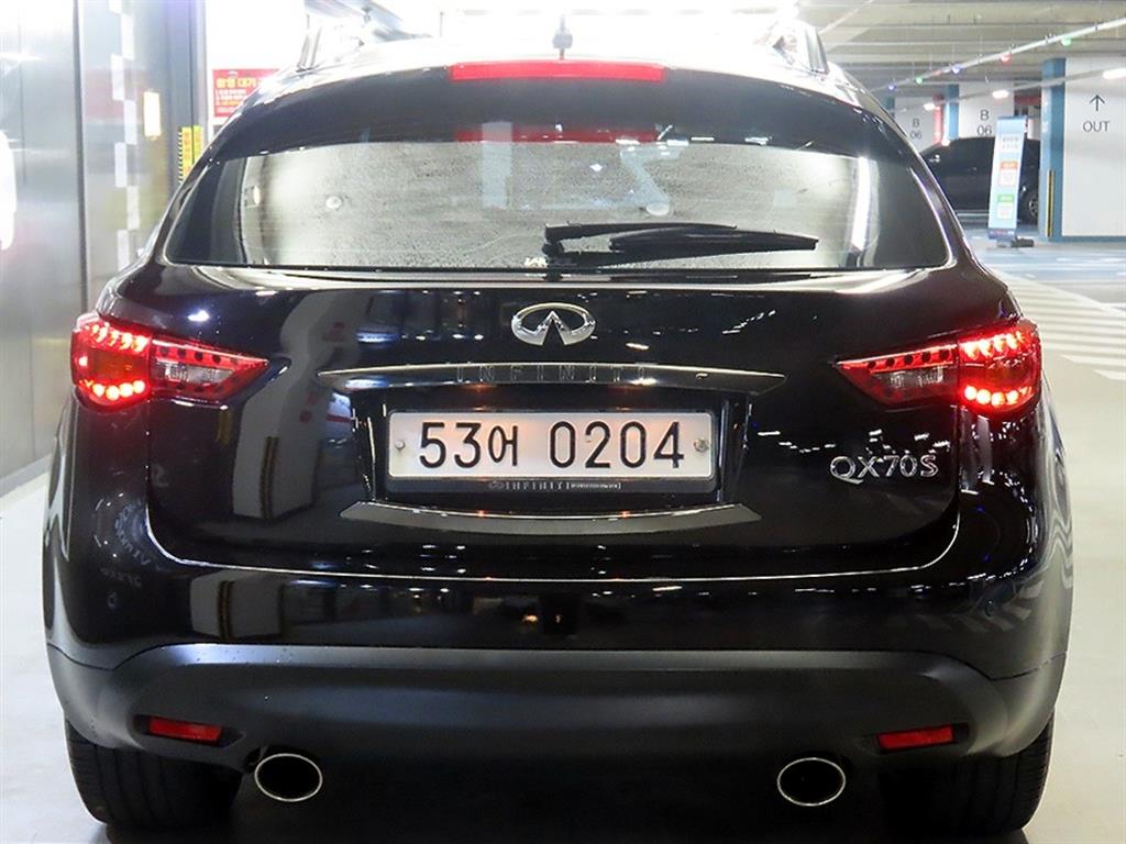 Infiniti QX - Vista 5