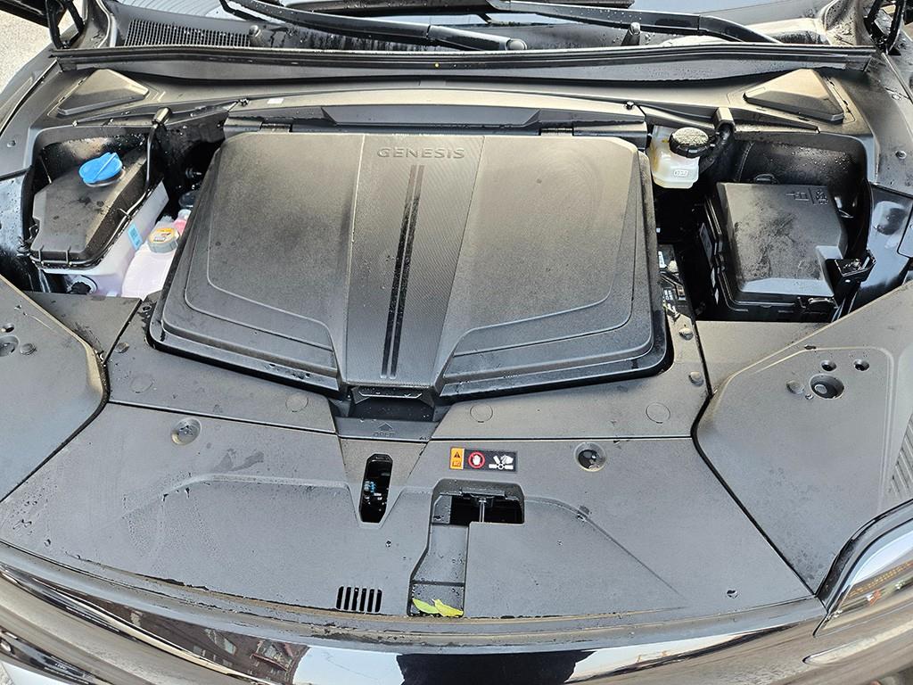 Genesis GV60 2022 Negro - Importación desde Corea - HF Imports Iquique - Foto 19