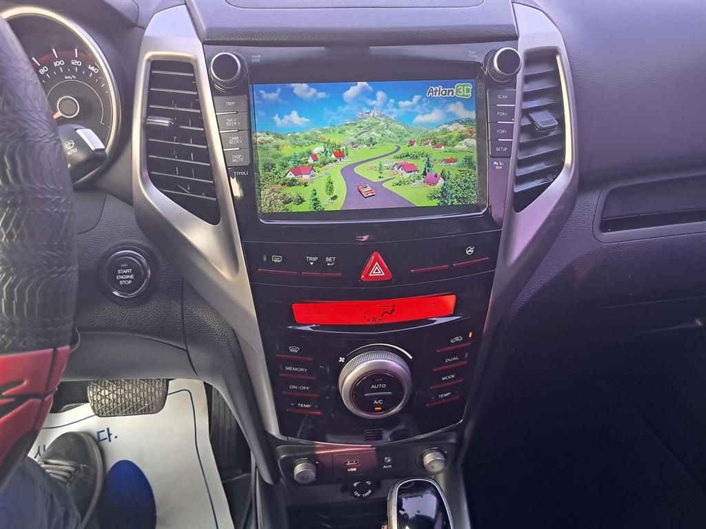 Ssangyong Tivoli - Vista 8