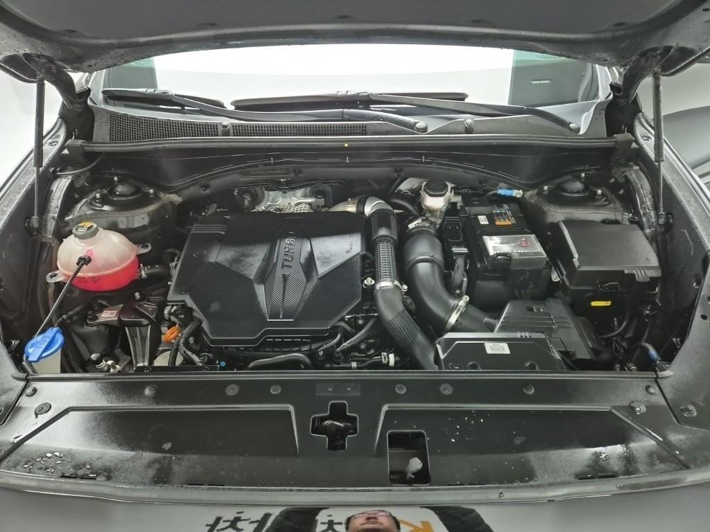 HYUNDAI Santa Fe - Vista 5