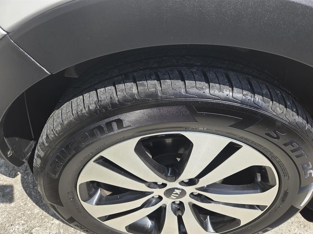 KIA Sportage - Vista 9