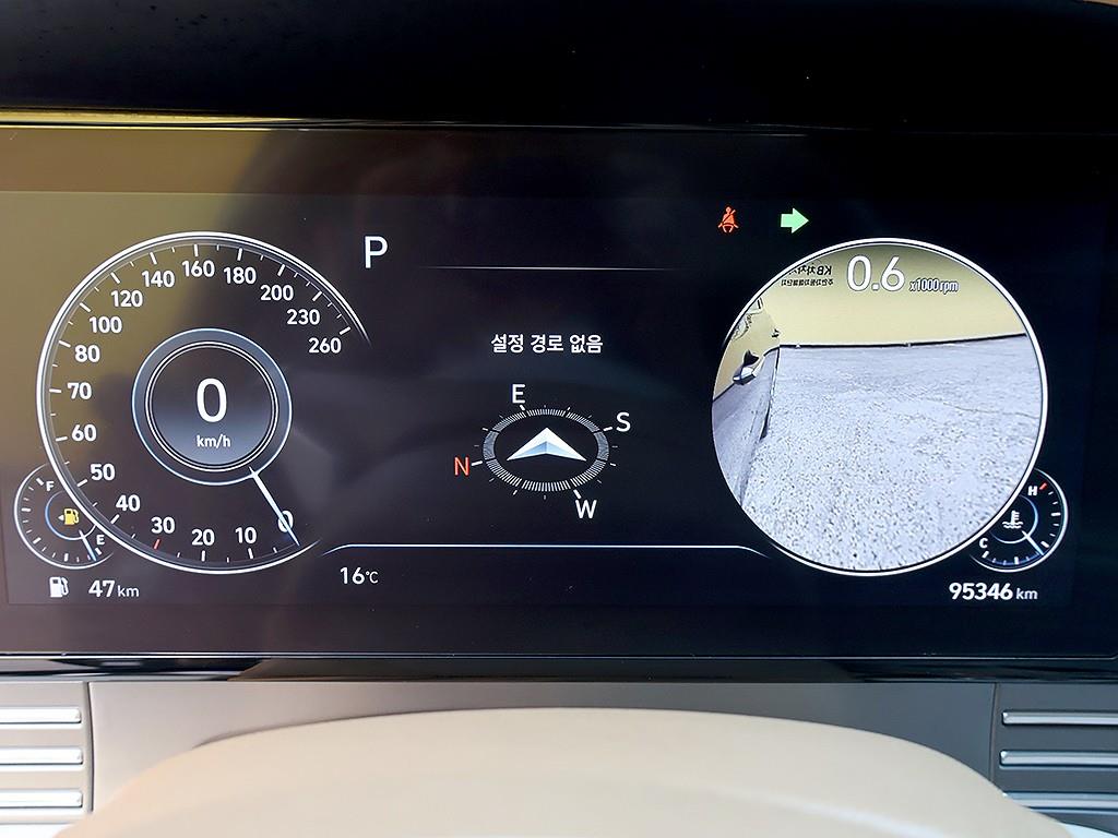 HYUNDAI Grandeur - Vista 11