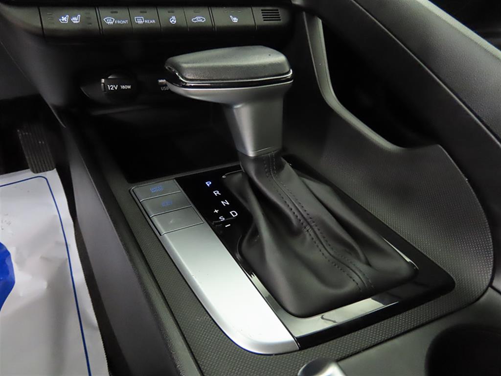 HYUNDAI Avante - Vista 11