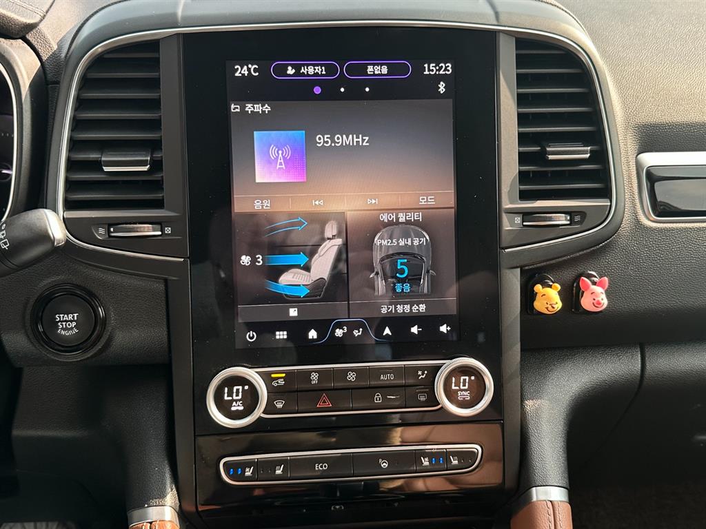 SAMSUNG QM6 - Vista 10