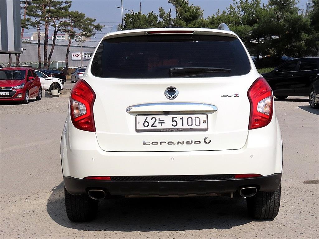 Ssangyong Korando - Vista 4