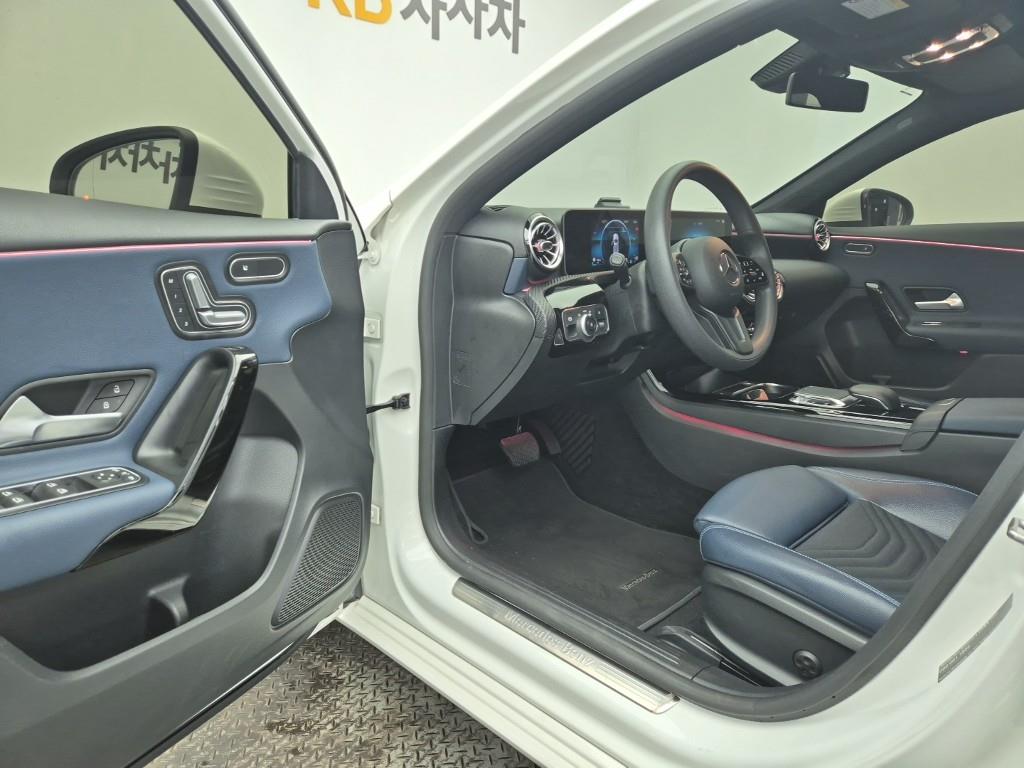 Mercedes Benz A Class 2019 Blanco - Importación desde Corea - HF Imports Iquique - Foto 18