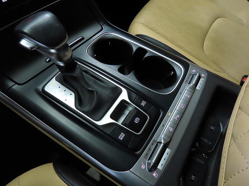 KIA Carnival 2022 Blanco - Importación desde Corea - HF Imports Iquique - Foto 13