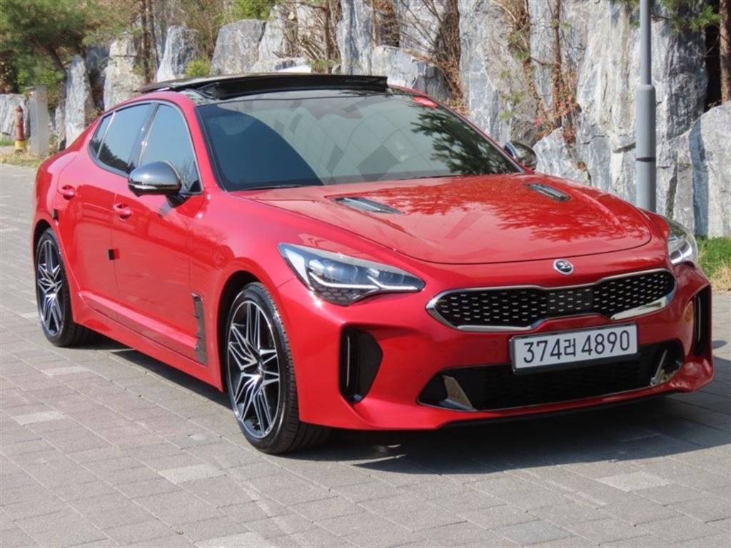 KIA Stinger - Vista 3