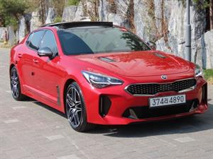 KIA Stinger - Vista 4