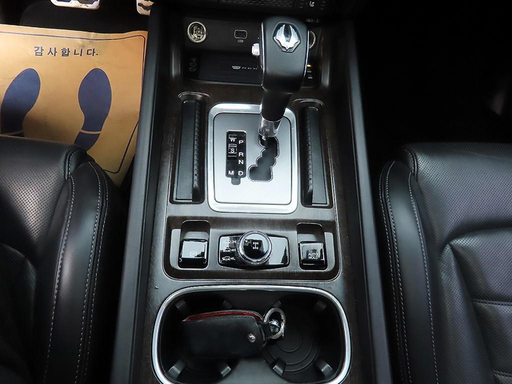 Ssangyong Rexton - Vista 10