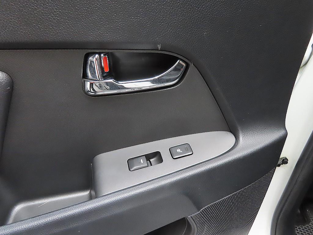 KIA Sportage 2013 Blanco - Importación desde Corea - HF Imports Iquique - Foto 9