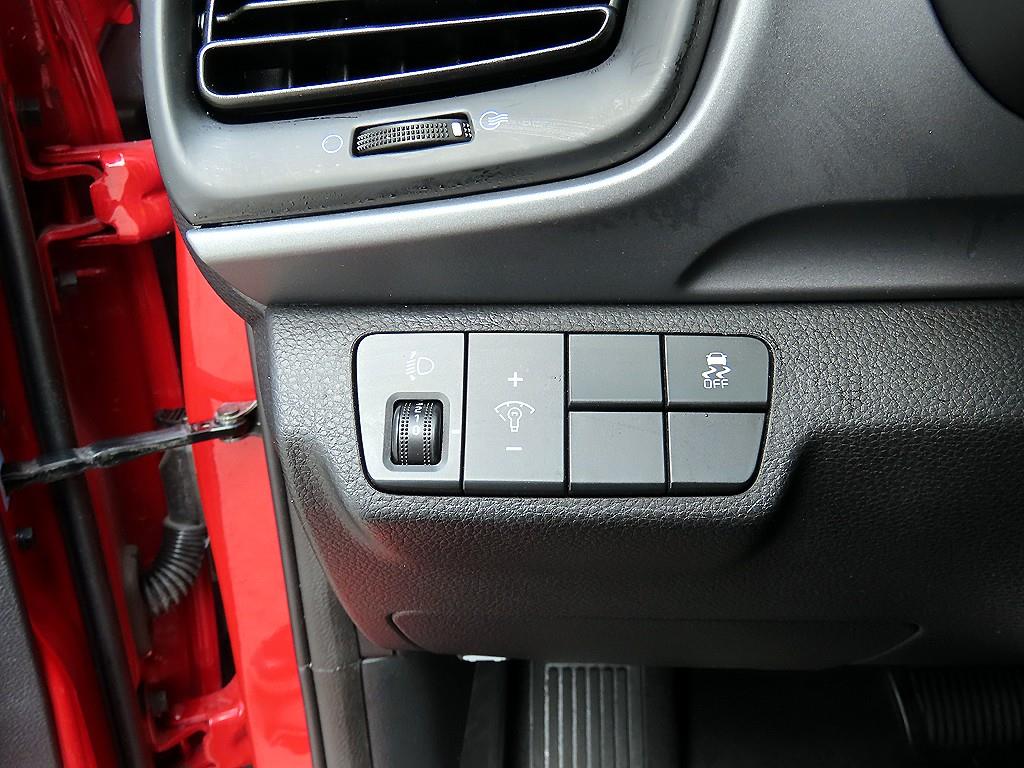 KIA Stonic - Vista 12