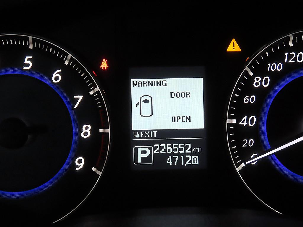 Infiniti QX - Vista 9