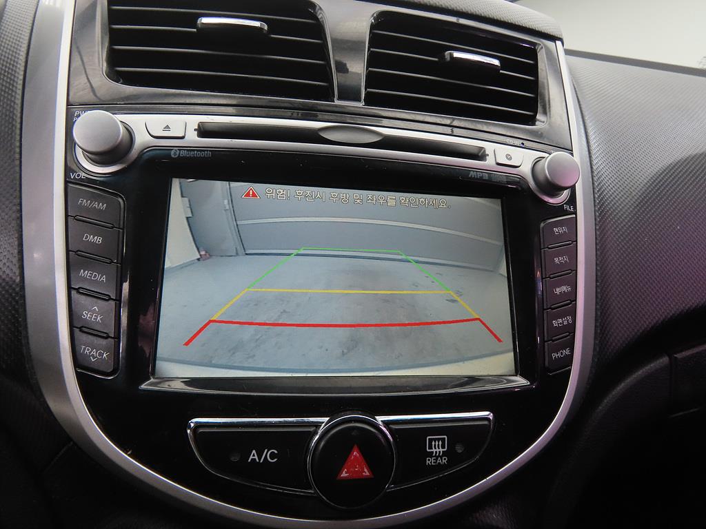 HYUNDAI Accent 2014 Gris - Importación desde Corea - HF Imports Iquique - Foto 13