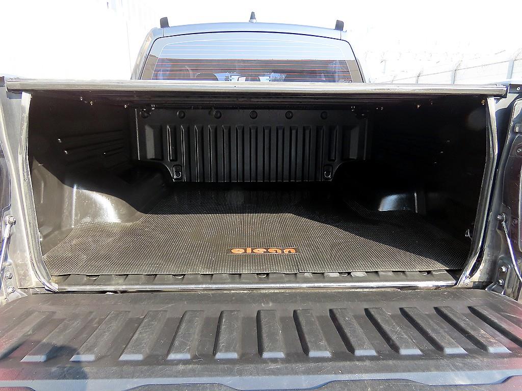 Ssangyong Rexton 2018 Negro - Importación desde Corea - HF Imports Iquique - Foto 18