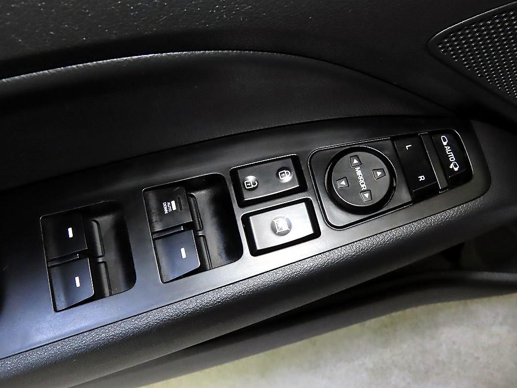 HYUNDAI Avante 2020 Blanco - Importación desde Corea - HF Imports Iquique - Foto 13