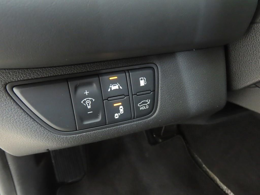 Genesis G70 - Vista 10