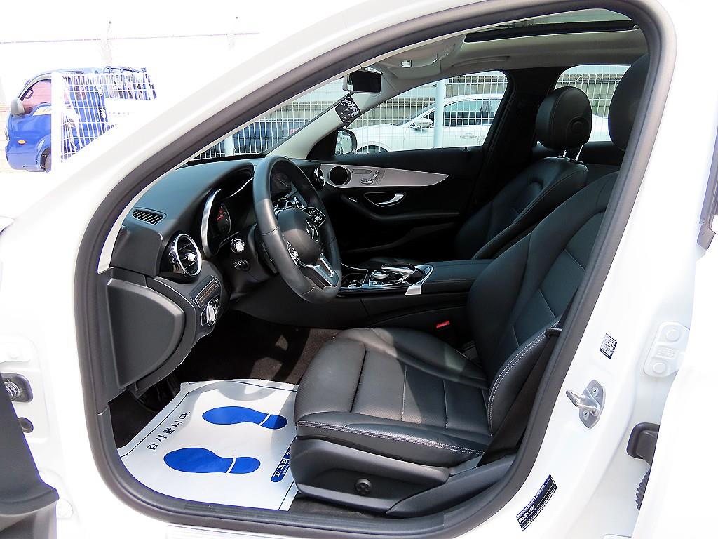 Mercedes Benz C Class - Vista 5