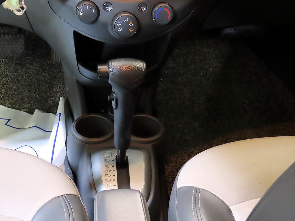 Chevrolet Spark - Vista 12